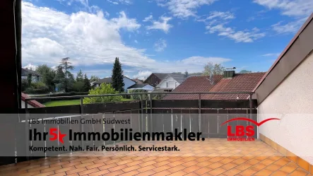 Balkon - Wohnung kaufen in Hilzingen - Dachgeschosswohnung in ruhiger Südwohnlage