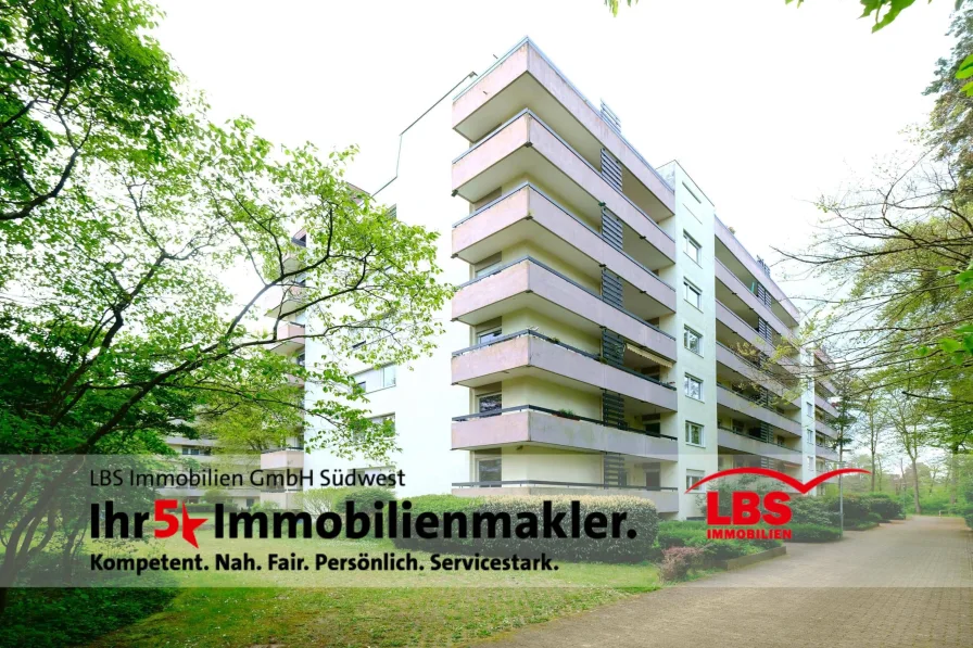 Außen - Wohnung kaufen in Karlsruhe - Großzügige 3 1/2 Zi.-Wohnung in der Waldstadt!