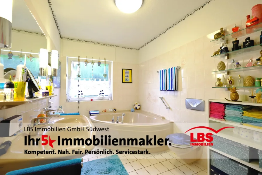 Badezimmer EG