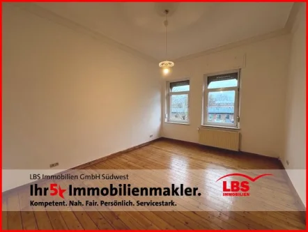 Wohnzimmer - Wohnung mieten in Frankenthal - Stilvolle 4-Zimmer-Altbauwohnung, frisch renoviert !