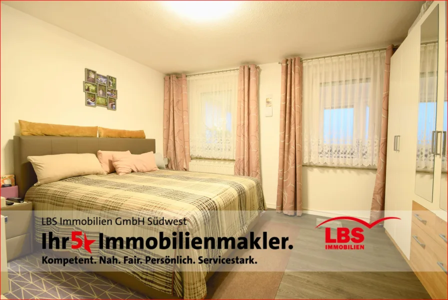 Schlafzimmer_ - Wohnung kaufen in Freudenstadt - Modernisierte EG-Wohnung in zentraler Lage von FDS