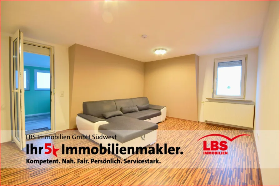 Wohnzimmer - Wohnung kaufen in Freudenstadt - Gepflegte und modernisierte DG-Wohnung in Toplage
