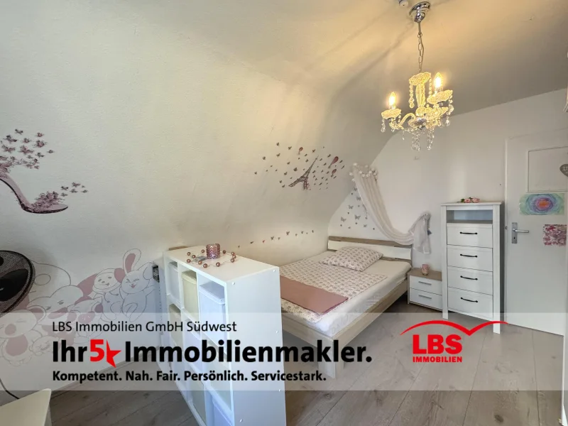 Schlafzimmer DG