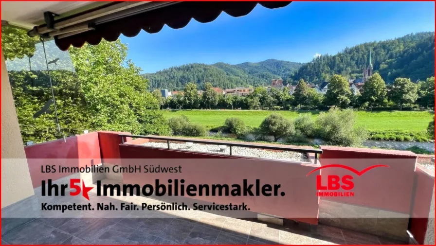 Balkon - Wohnung kaufen in Hausach - Wohnen direkt an der Kinzig mit Burgblick