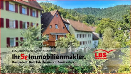 Außenansicht - Haus kaufen in Hornberg - Stadthaus mit Garage & großer Terrasse