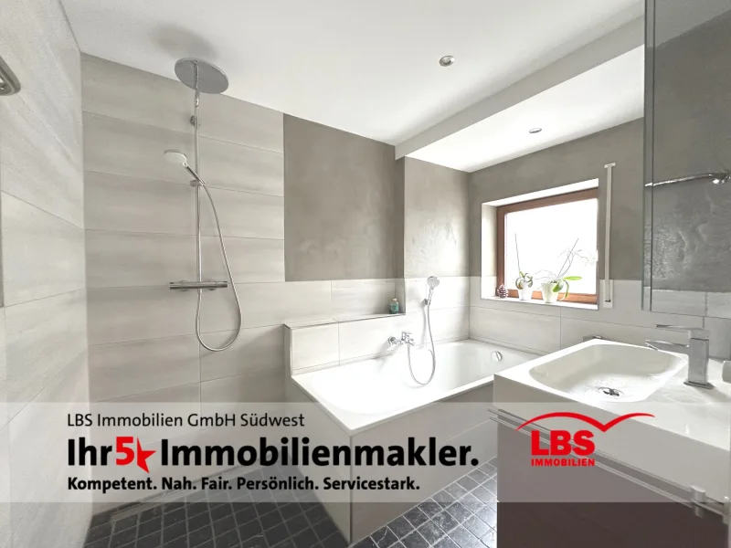 Badezimmer  Einliegerwohnung