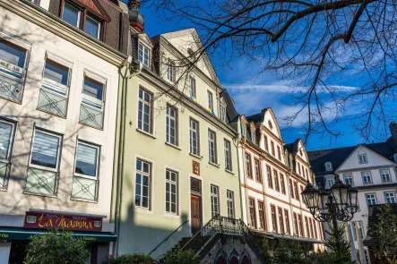 Außenansicht Denkmalobjekt - Wohnung kaufen in Koblenz - Leben in historischem Ensemble