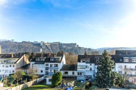 Ausblick - Wohnung kaufen in Koblenz - Große 5-Zimmer DG-Wohnung mit Traumkulisse in Koblenz 