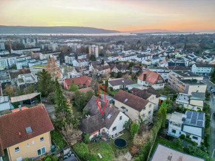 Verkaufsobjekt (Pfeil) - Grundstück kaufen in Konstanz - Abrissobjekt mit Seeblick in privilegierter Lage!