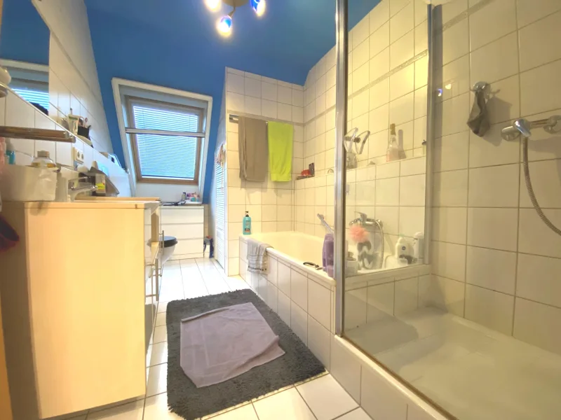 Badezimmer DG