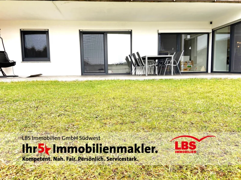 Terrasse - Wohnung kaufen in Bernstadt - Exklusive Wohnung mit Gartenanteil