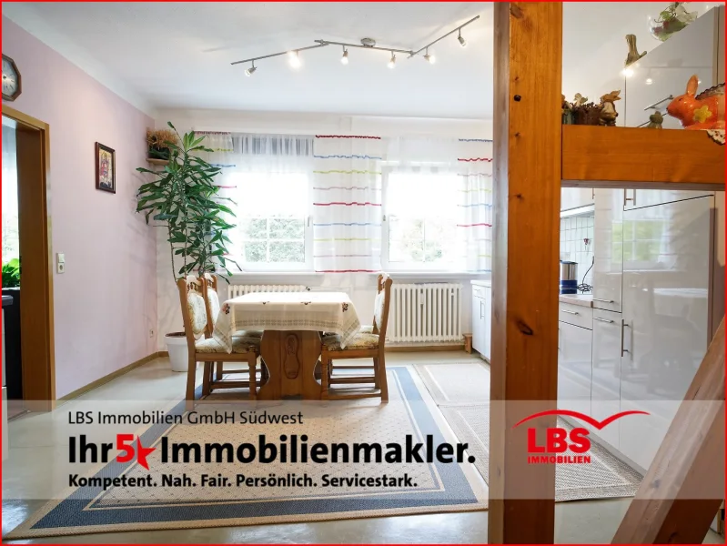 Wohn-Essbereich - Wohnung kaufen in Bad Teinach-Zavelstein - 4 Zimmer Wohnung mit Garten und Stellplatz