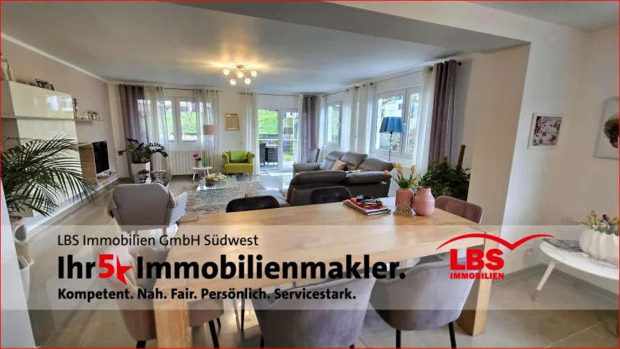 Wohn-/Essbereich - Wohnung kaufen in Neuenbürg - 4 Zimmer DG-Wohnung in Neuenbürg Arnbach