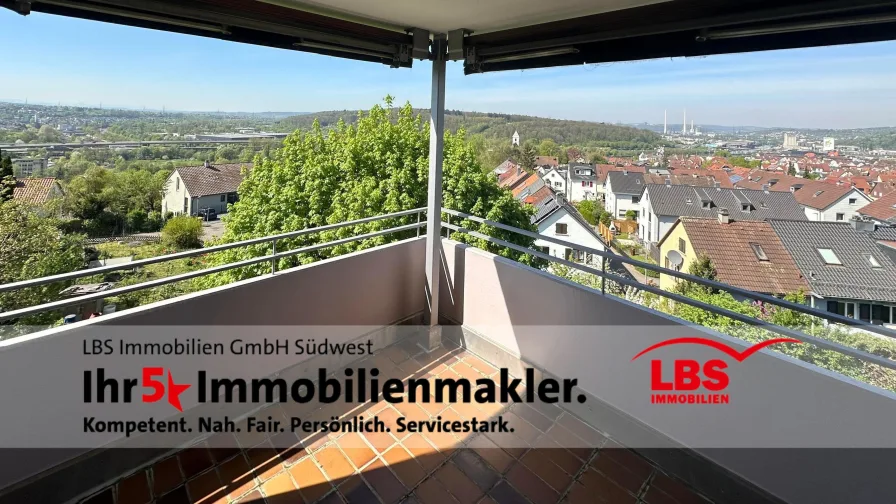 Blick Neckartal und Alb - Wohnung kaufen in Plochingen - Familien-Immobilie mit Panorama-Aussicht