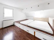 Schlafzimmer DG