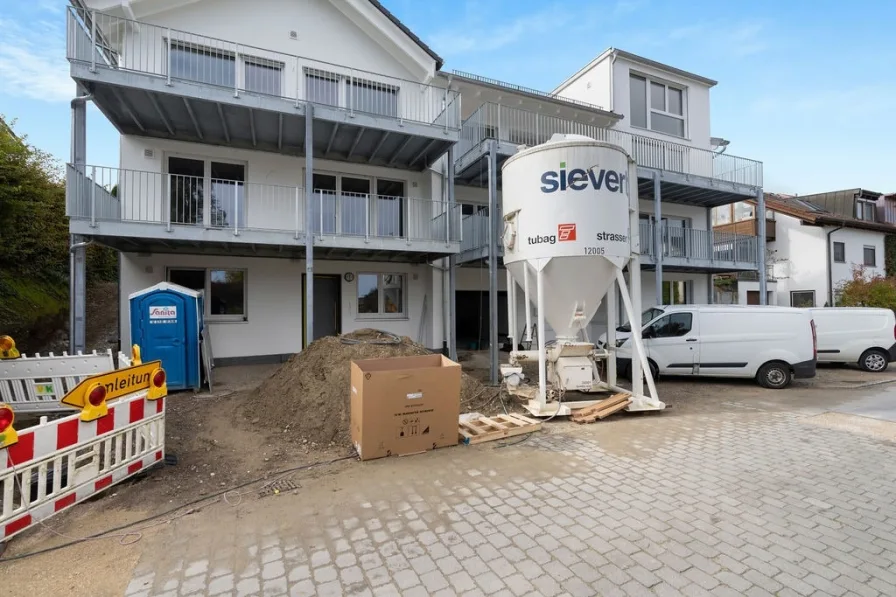 Außenansicht - Haus kaufen in Konstanz - Stilvolles Zweifamilienhaus mit Seeblick und Garten!