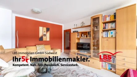 Wohn- und Esszimmer - Wohnung kaufen in Singen - Kurzfristig verfügbar! Gemütliche Wohnung in Singen-Nord. 