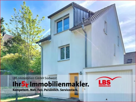 IMG_1747 - Haus kaufen in Steinenbronn - Neuwertiges Einfamilienhaus - Solide Kapitanlage 