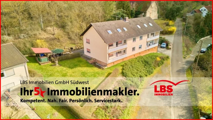 Haus und mit Grundstück  - Haus kaufen in Mannweiler-Cölln - 6 Familienhaus auf großem Grundstück, in ruhiger, sonniger Lage mit schöner Fernsicht