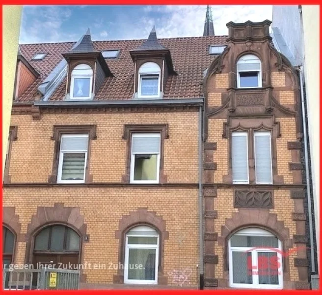 Hausansicht - Haus kaufen in Mannheim - 4-5 Parteienhaus in Neckar Nähe! 