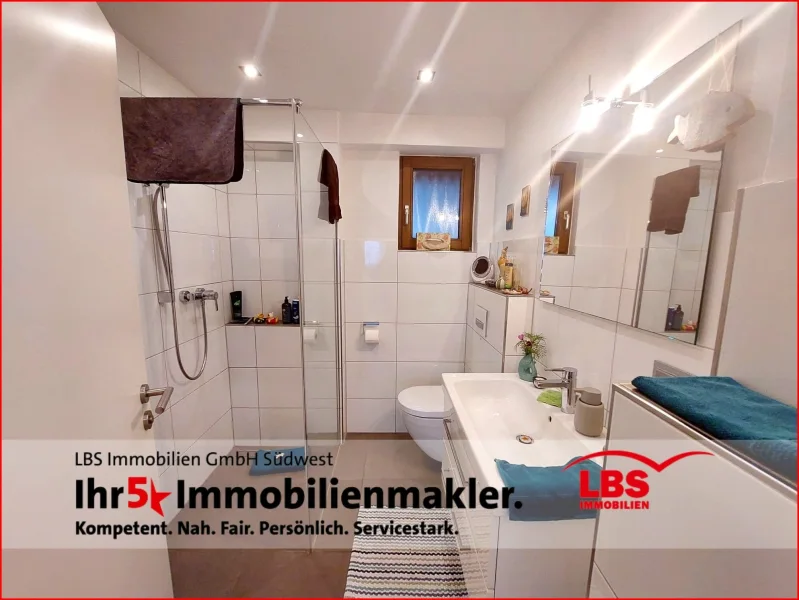 Badezimmer EG ca. 5,50 m²