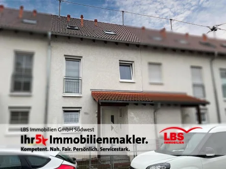 Außenansicht Oppau - Haus kaufen in Ludwigshafen - Gepflegtes RMH mit viel Platz!
