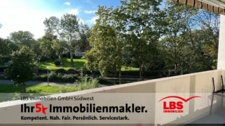 Balkonaussicht - Wohnung kaufen in Mannheim - Helle und geräumige 4-Zimmer-Wohnung