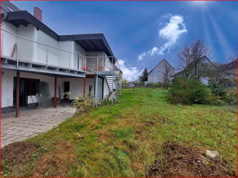 Gartenseite - Haus kaufen in Neuwied - Mehrfamilienhaus mit Potenzial in Neuwied-Irlich!