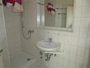 Bad mit Dusche  - Maisonette 1