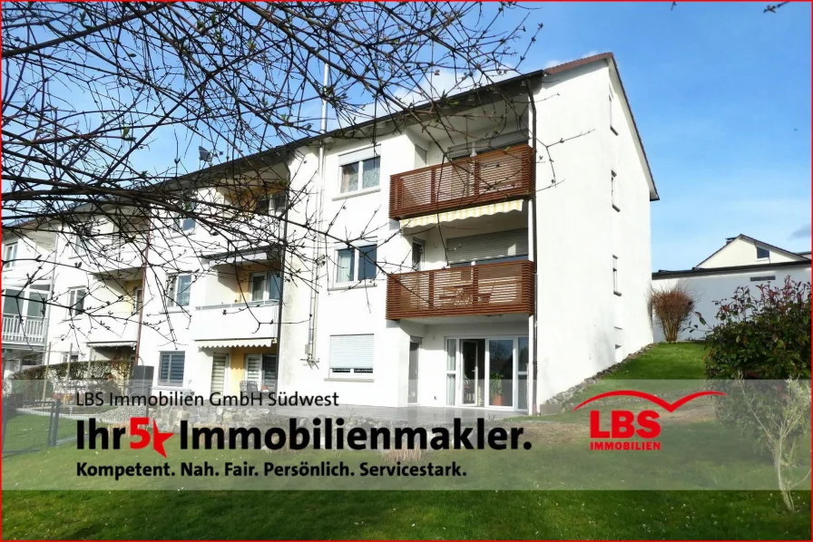 SW-Ansicht mit Balkonen - Haus kaufen in Pfullendorf - Perfekt! Gute Lage, viel Platz, Garten, modernisiert