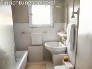 Bad mit Wanne im EG