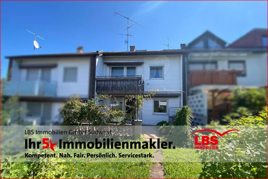 Außenansicht - Haus kaufen in Schramberg - Reihenmittelhaus mit Garage