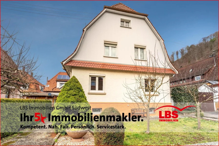 Außenansicht - Haus kaufen in Oberndorf - Einfamilienhaus mit Stil