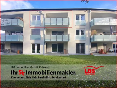 Gartenansicht - Wohnung kaufen in Dunningen - Barrierefreie DG-Wohnung mit Balkon und TG-Stellplatz