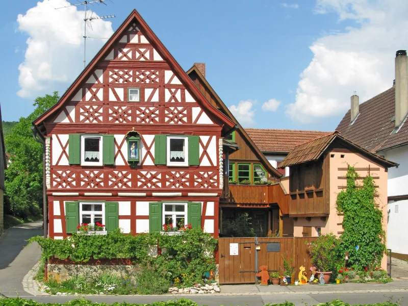  - Haus kaufen in Bad Staffelstein - Historisches Wohngefühl im Herzen von Bad Staffelstein – perfekt als Ferienhaus oder zur Eigennutzung