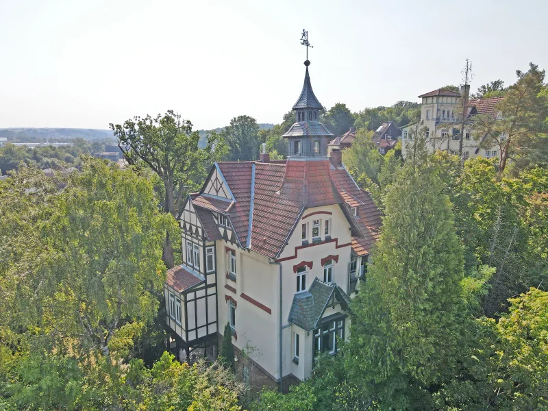  - Haus kaufen in Coburg - Einzigartige Villa für Liebhaber anspruchsvoller Architektur