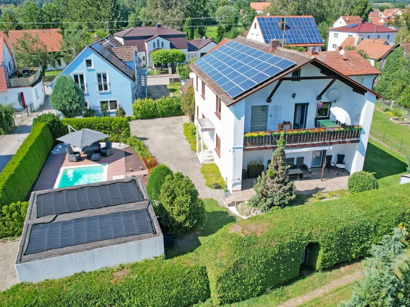 Außenansicht - Haus kaufen in Hohenwart - Gepflegtes Zweifamilienhaus mit Pool