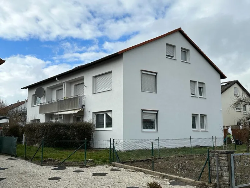 Außenansicht - Wohnung kaufen in Jettingen - ** 2,5-Zimmer-Dachgeschosswohnung in Jettingen - VERMIETET **