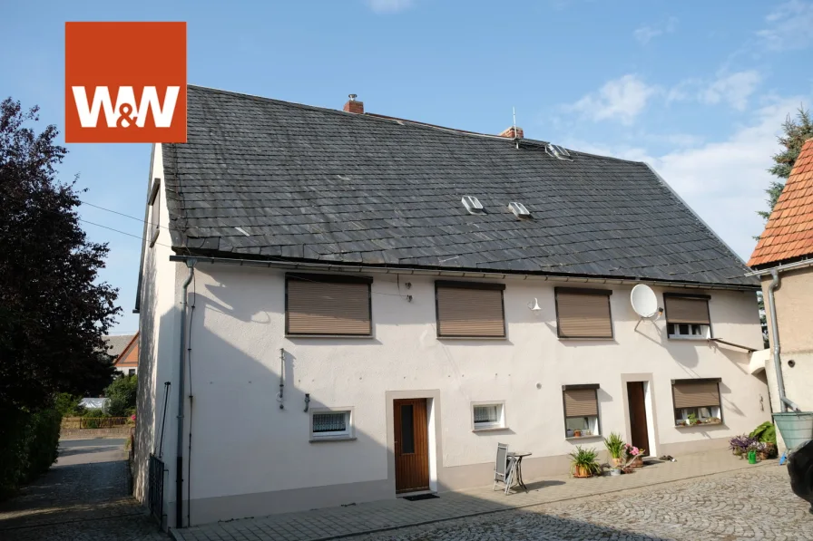 Wohnhaus - Haus kaufen in Roßwein / Gleisberg - Wunderschöner Vierseitenhof mit ca. 8.000 m² Grundstück