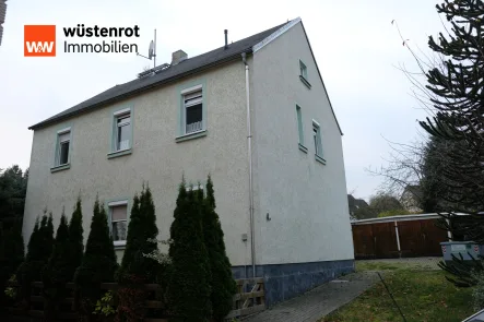 Ansicht - Haus kaufen in Stollberg/Erzgebirge - Charmantes Einfamilienhaus mit historischem Flair und viel Potenzial – teilrenoviert und mit großem Grundstück