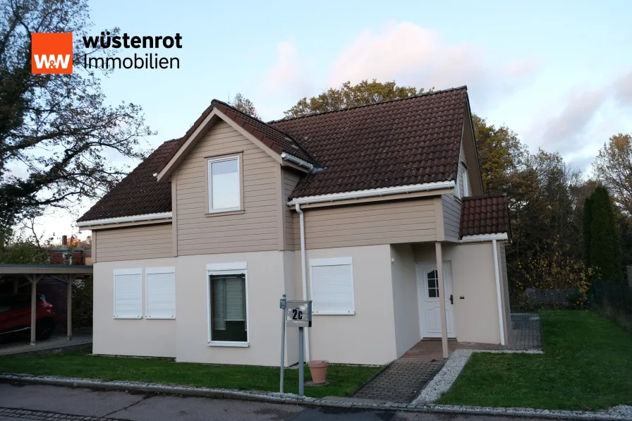 Ansicht  - Haus kaufen in Roßwein - Wunderschönes Einfamilienhaus mit großem Garten in ruhiger Lage