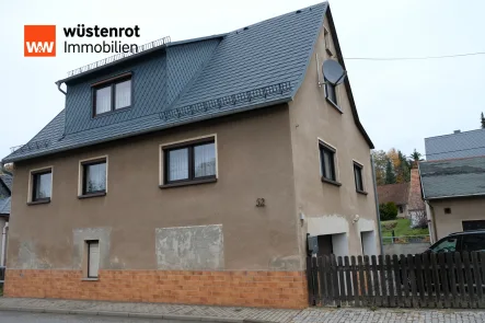 Ansicht - Haus kaufen in Mülsen / Mülsen Sankt Niclas - Charmantes Einfamilienhaus mit Nebengebäude im Herzen von Sankt Niclas