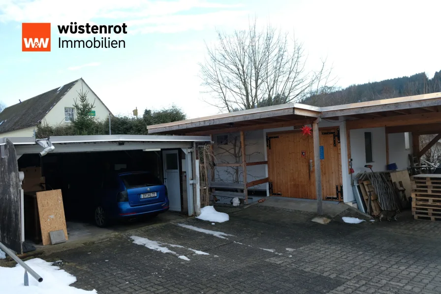 Garagen/Carport