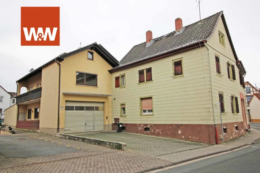 Beide Häuser mit Einfahrt Hof - Sonstige Immobilie kaufen in Brensbach / Wersau - Zweifamilienhaus + Wohn- / Gewerbeobjekt mit Abriss-/ Neubau-Potential ***PROVISIONSFREI für den Käufer***