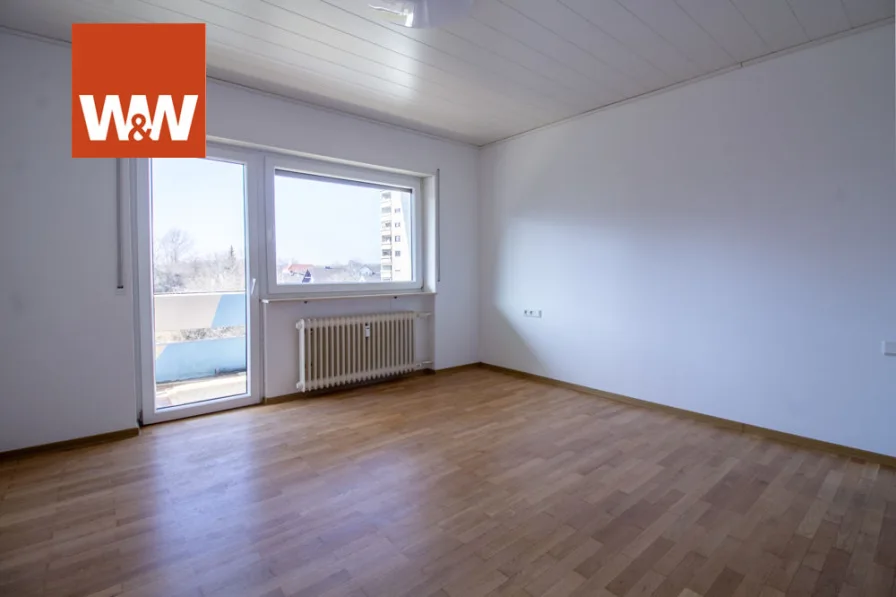 Wohnzimmer - Wohnung kaufen in Zwingenberg - Modernisierte 3-Zimmer-Wohnung mit Balkon