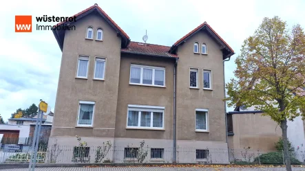 Straßenansicht - Haus kaufen in Lützen - Lützen- attraktives Stadthaus als Ein- oder Zweifamilienhaus oder Bürohaus in Zentrumsnähe