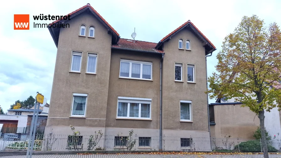 Straßenansicht - Haus kaufen in Lützen - Lützen- attraktives Wohn- oder Geschäftshaus in Zentrumsnähe