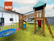 Außenansicht Garten - für die Kids zum Toben und Spielen