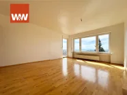 Wohnzimmer 1 - mit Zugang zu dem Traum-Balkon