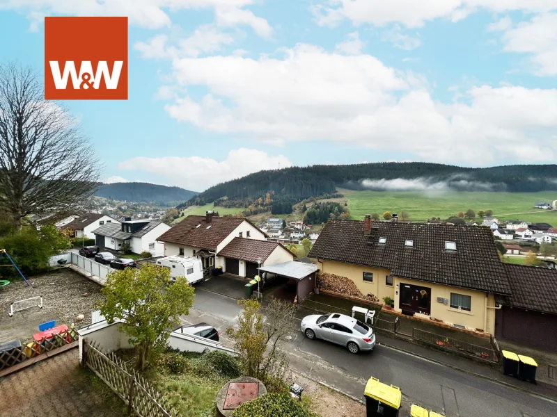 Ruhe und Natur – genießen Sie die idyllische Umgebung direkt vom Balkon